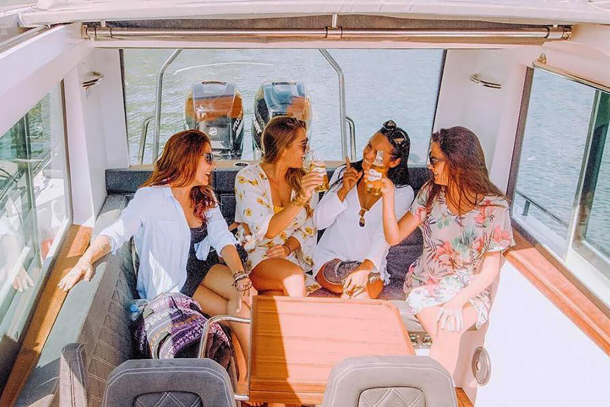 Island Time Water Taxi - Indoor Seating